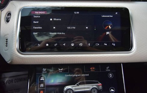 Used 2019 Land Rover Range Rover Velar S image 28