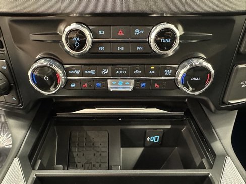 New 2026 Ford F350 Platinum image 34