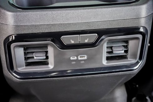 Used 2023 GMC Sierra 1500 AT4 w/ Technology Package image 32
