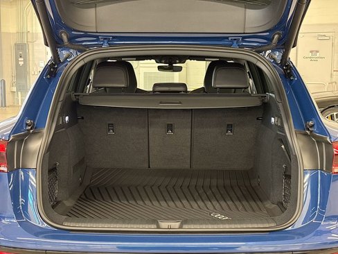 New 2025 Audi SQ6 e-tron Premium Plus image 21