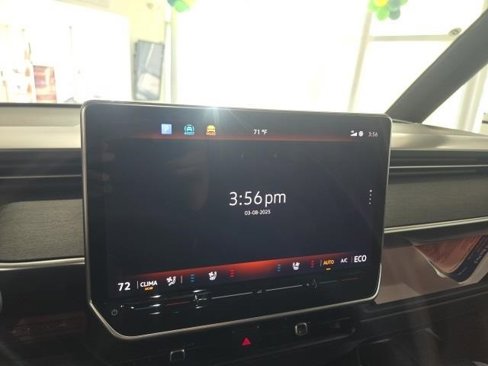 New 2025 Volkswagen ID. Buzz Pro S image 18