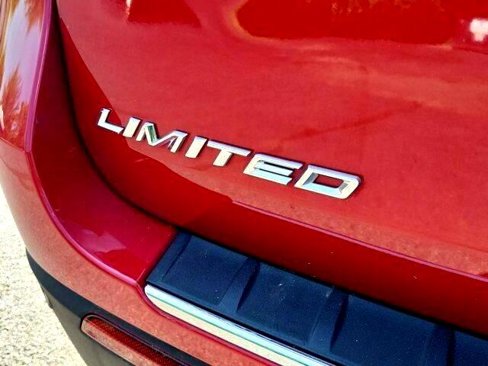 Used 2024 Ford Explorer Limited image 7