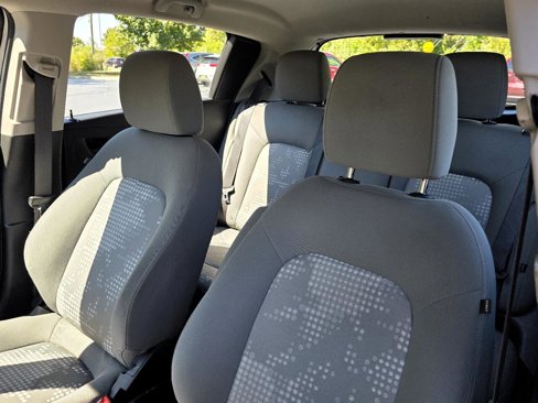 Used 2020 Chevrolet Sonic LT image 15