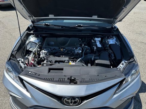 Used 2024 Toyota Camry LE image 39