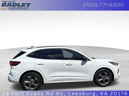 Used 2023 Ford Escape ST-Line w/ Tech Pack #1 image 6