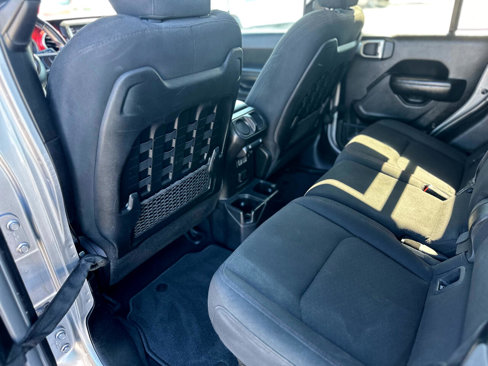 Used 2020 Jeep Gladiator Rubicon image 10