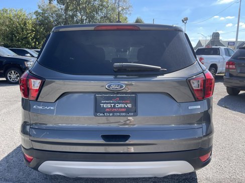 Used 2018 Ford Escape S image 6