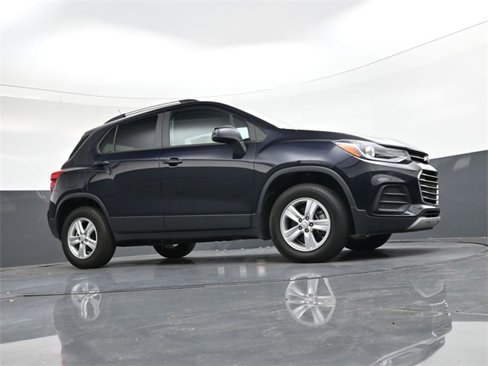 Used 2021 Chevrolet Trax LT image 28