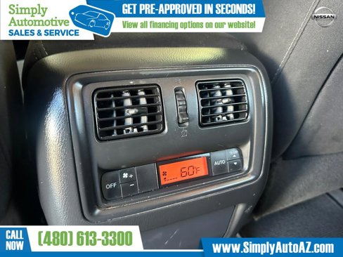 Used 2016 Nissan Pathfinder SV image 21
