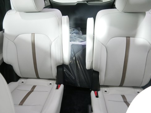 New 2025 MAZDA CX-90 Plug-In Hybrid w/ Premium Plus image 3