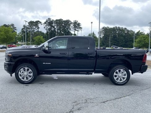 New 2025 RAM 3500 Laramie image 7