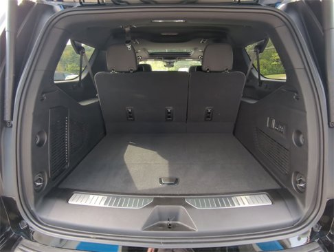 Certified 2025 Chevrolet Suburban High Country w/ Sun And Tow Package image 26
