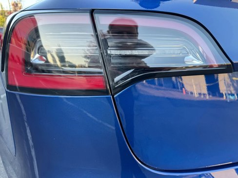 Used 2020 Tesla Model 3 Standard Range Plus image 15