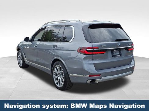 Used 2025 BMW X7 xDrive40i image 5