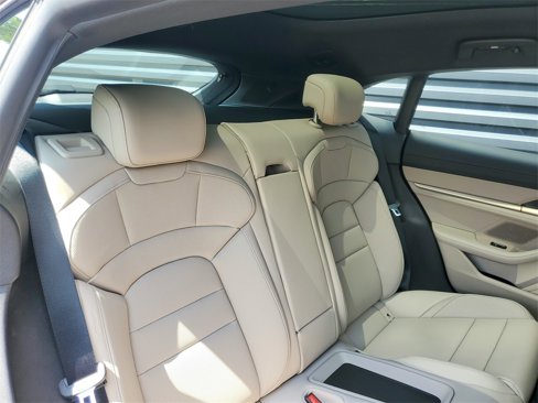Certified 2023 Porsche Taycan 4S image 21