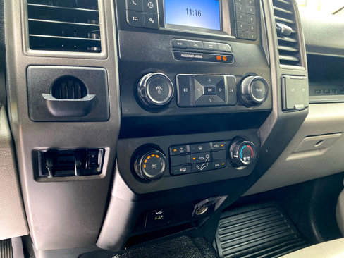 Used 2022 Ford F250 XL w/ Power Equipment Group image 38