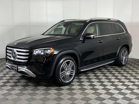 New 2025 Mercedes-Benz GLS 450 4MATIC image 2