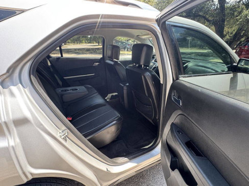 Used 2016 Chevrolet Equinox LTZ w/ Enhanced Convenience Package image 13