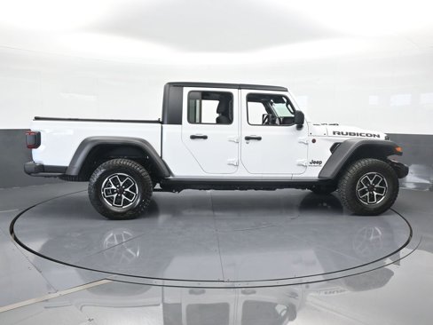 Used 2024 Jeep Gladiator Rubicon image 7