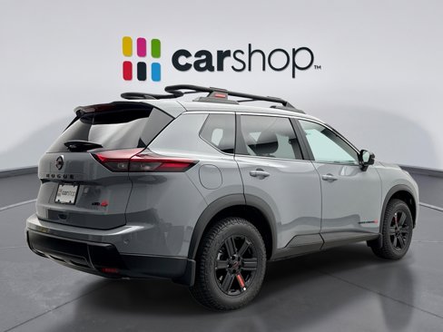 Used 2026 Nissan Rogue SV w/ Rock Creek Premium Package image 5