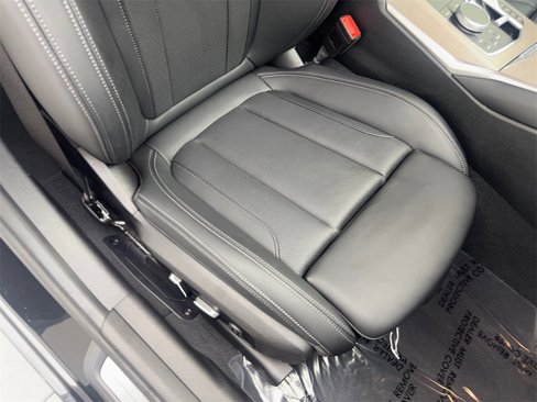 Used 2025 BMW 330i Sedan image 46