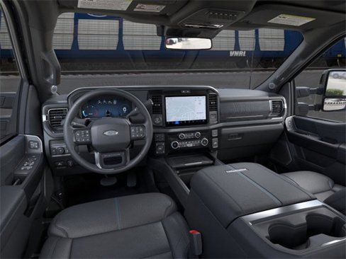 New 2025 Ford F250 Platinum w/ FX4 Off-Road Package image 9