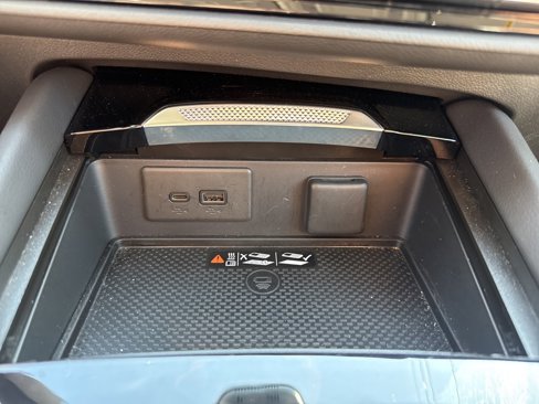 Used 2025 Buick Envision Sport Touring image 35