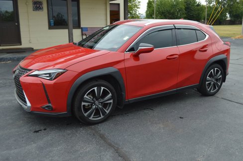 Used 2019 Lexus UX 200 image 2