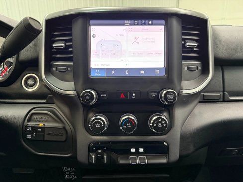 Used 2024 RAM 3500 Big Horn image 21