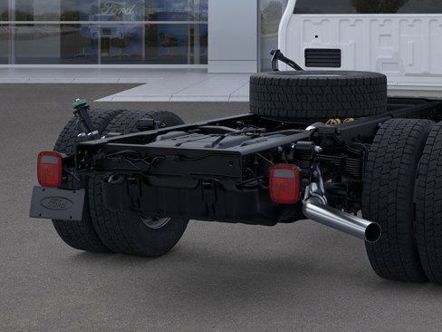 New 2025 Ford F550 4x4 Supercab Super Duty image 21