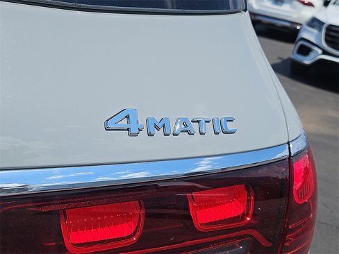 New 2025 Mercedes-Benz GLS 580 4MATIC image 15