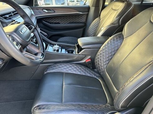 Used 2023 Jeep Grand Cherokee Summit w/ Advanced Protech Group IV image 21