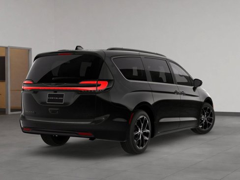New 2026 Chrysler Pacifica Limited image 5