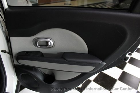 Used 2015 Kia Soul + image 23