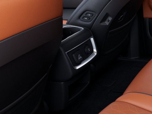 New 2026 Kia Carnival SX image 28