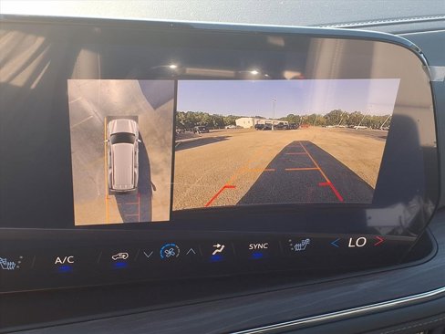 New 2026 Chevrolet Suburban Z71 w/ Comfort Package image 4