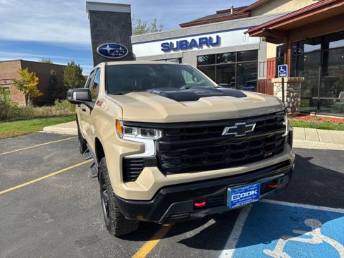 Used 2022 Chevrolet Silverado 1500 LT Trail Boss w/ LT Trail Boss Premium Package image 2