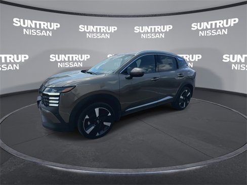 New 2025 Nissan Kicks SR image 4