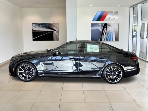 New 2026 BMW M5 w/ Executive Package image 8