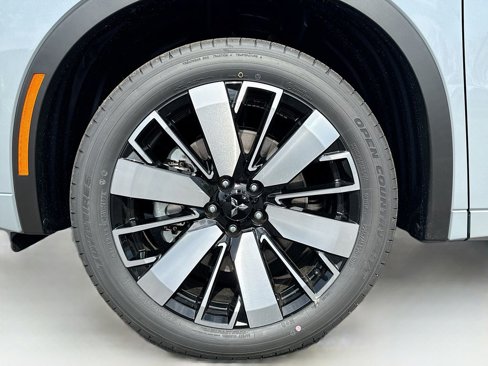 New 2025 Mitsubishi Outlander SEL image 35
