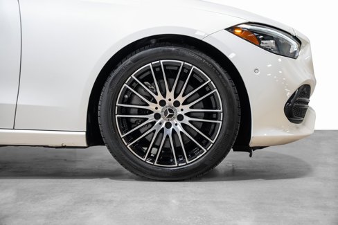 Used 2024 Mercedes-Benz C 300 4MATIC Sedan w/ Exclusive Trim Package image 23