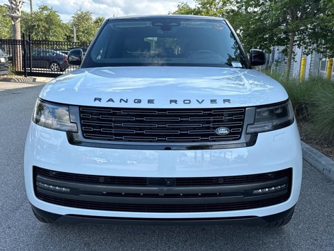 New 2025 Land Rover Range Rover SE image 8