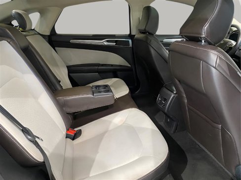 Used 2020 Ford Fusion SE w/ Equipment Group 151A image 25