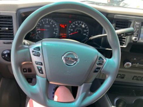 Used 2019 Nissan NV 2500 SV image 7