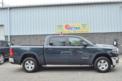 New 2025 RAM 1500 4x4 Crew Cab image 1