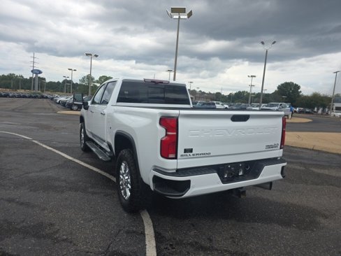 Used 2024 Chevrolet Silverado 2500 High Country w/ High Country Premium Package image 5