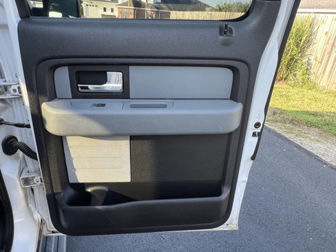 Used 2013 Ford F150 XLT w/ XLT Convenience Pkg image 19