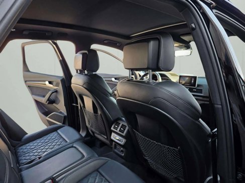 Used 2020 Audi SQ5 Premium Plus w/ Premium Plus Package image 21