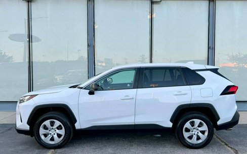Used 2024 Toyota RAV4 LE image 2