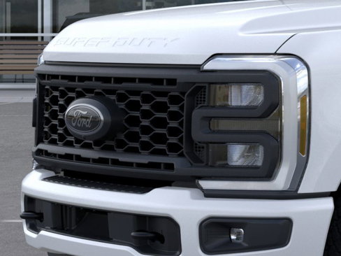 New 2025 Ford F350 4x4 Crew Cab Super Duty image 17